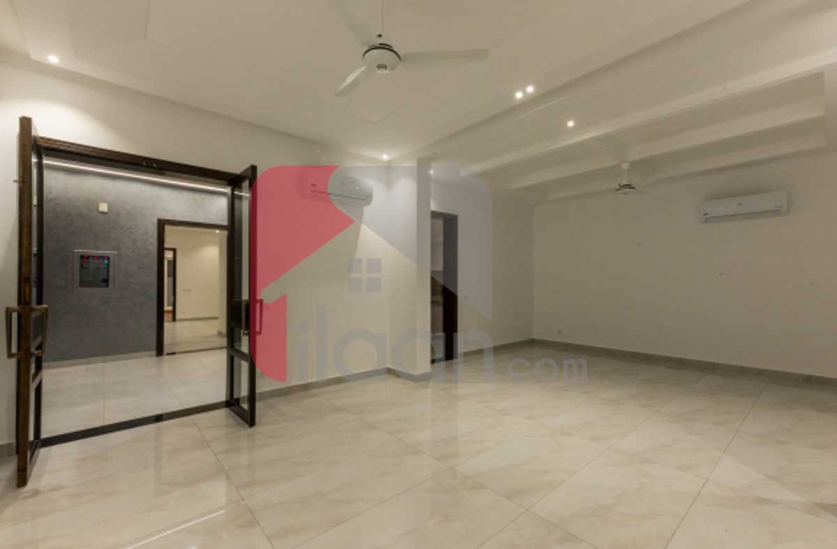 1 Kanal House for Sale in Block P, Phase 7, DHA Lahore