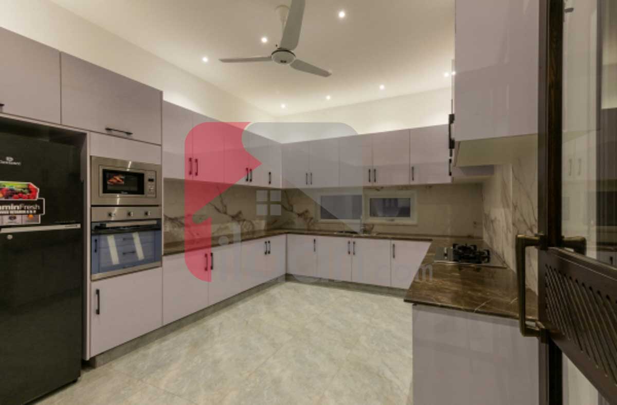 1 Kanal House for Sale in Block P, Phase 7, DHA Lahore