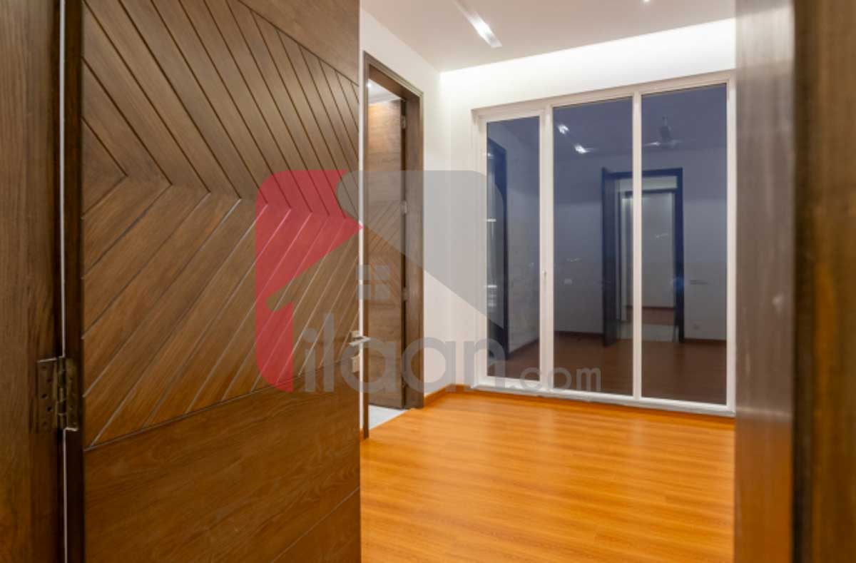 1 Kanal House for Sale in Block P, Phase 7, DHA Lahore