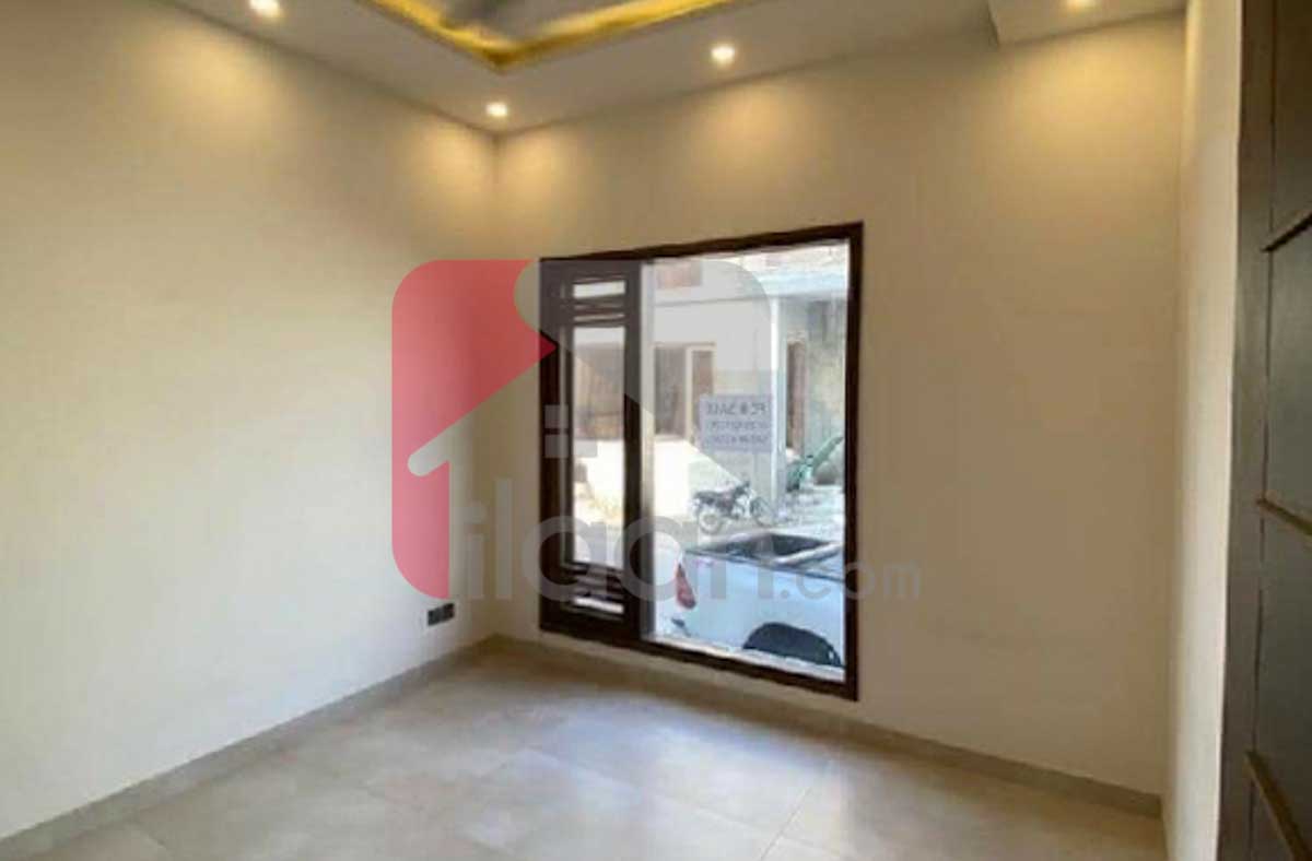 100 Sq.yd House for Sale in Zone A, Phase 8, DHA Karachi