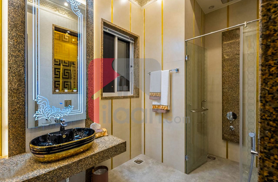 1 Kanal 2 Marla House for Sale in Block B, Phase 5, DHA Lahore