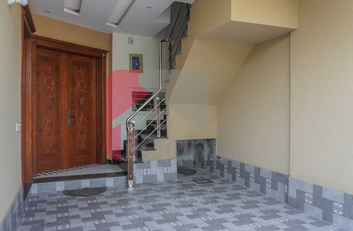 5 Marla House for Sale in Block H3, Phase 2, Johar Town, Lahore