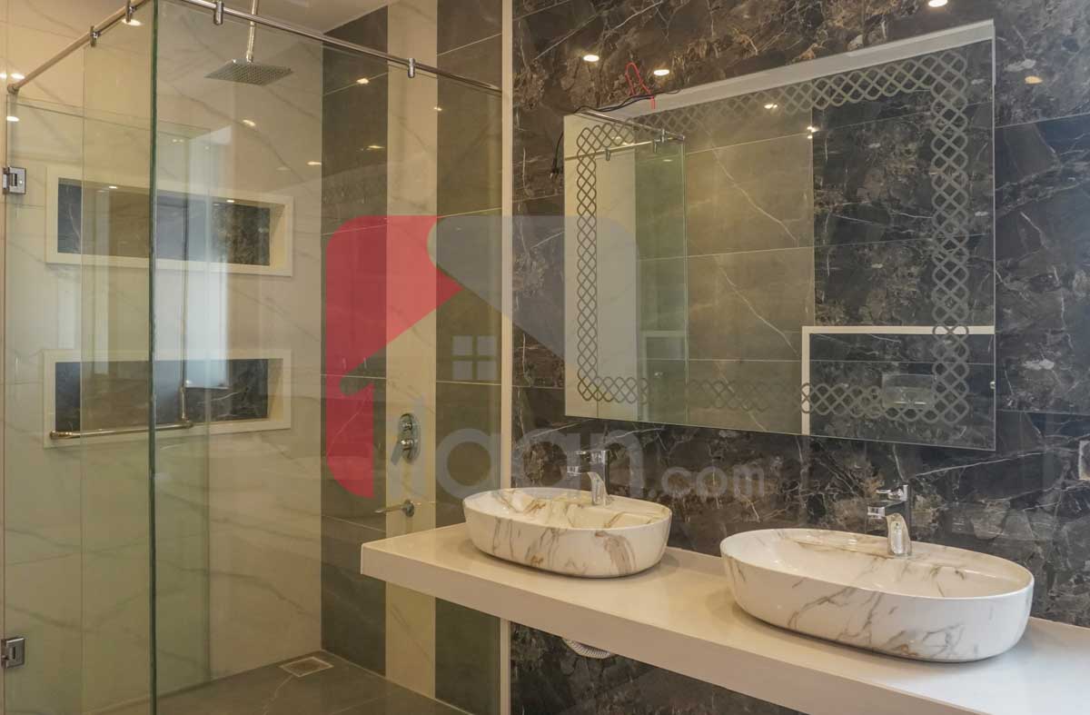 1 Kanal 4 Marla House for Sale in Block A1, Valencia Housing Society, Lahore