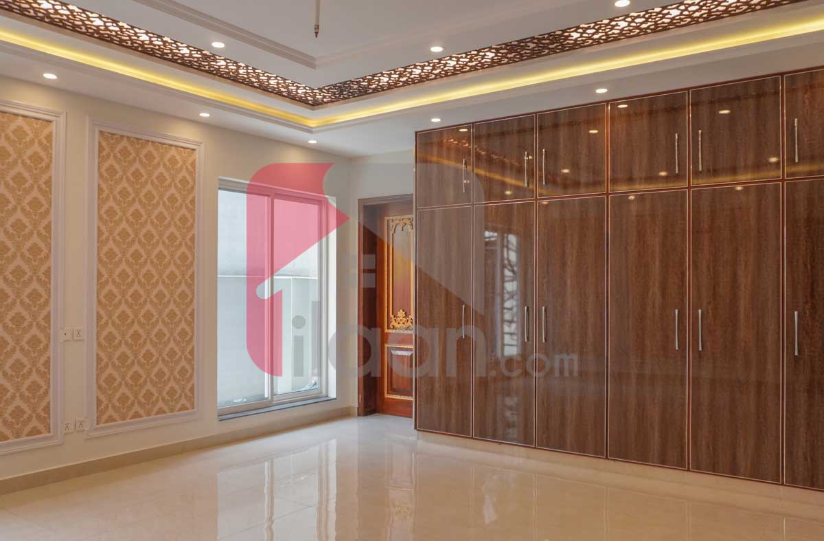 1 Kanal 4 Marla House for Sale in Block A1, Valencia Housing Society, Lahore