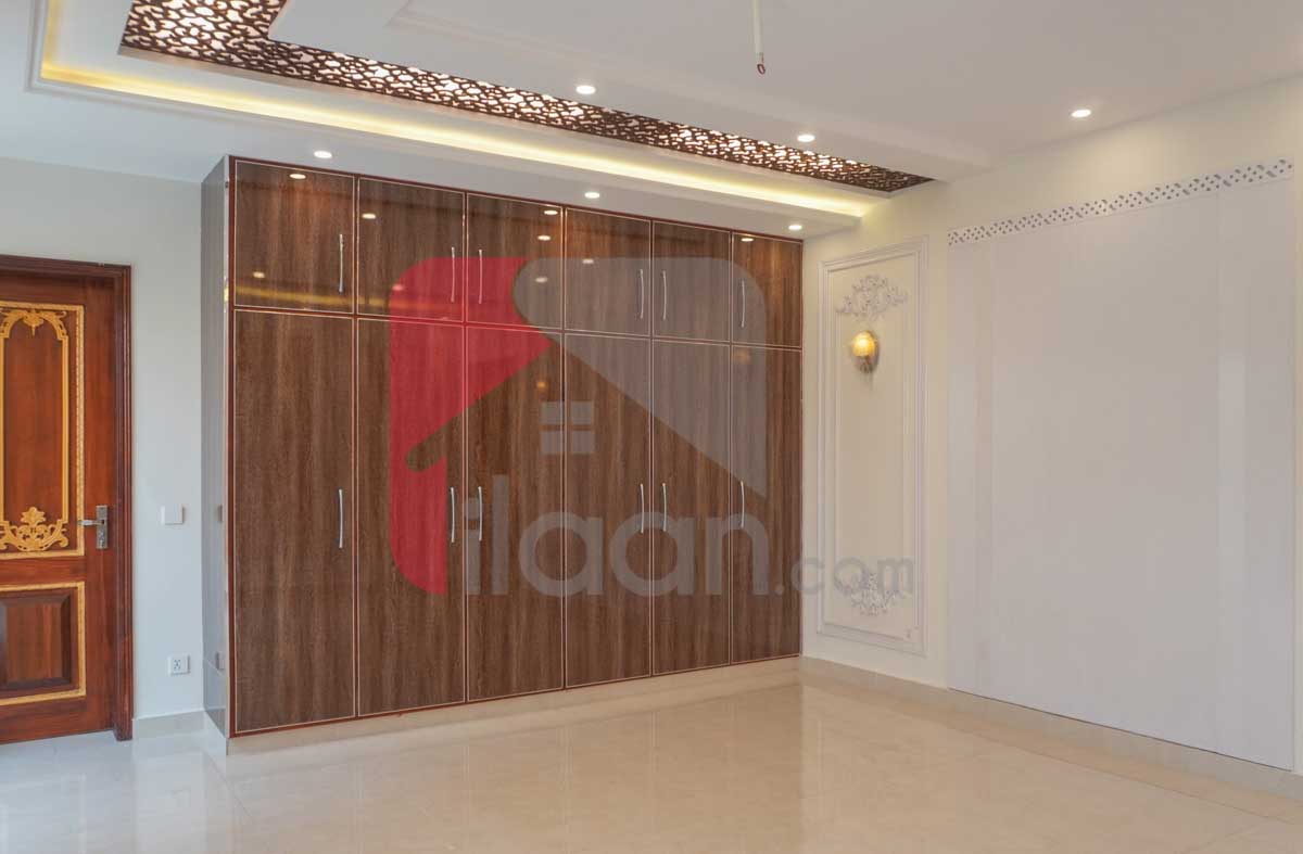 1 Kanal 4 Marla House for Sale in Block A1, Valencia Housing Society, Lahore