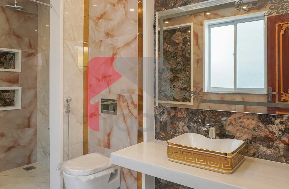 1 Kanal 4 Marla House for Sale in Block A1, Valencia Housing Society, Lahore