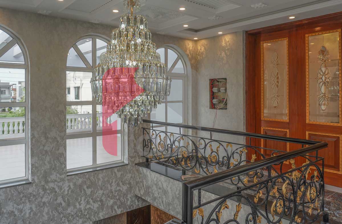 1 Kanal 4 Marla House for Sale in Block A1, Valencia Housing Society, Lahore