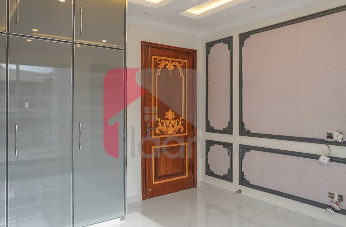 1 Kanal 4 Marla House for Sale in Block A1, Valencia Housing Society, Lahore