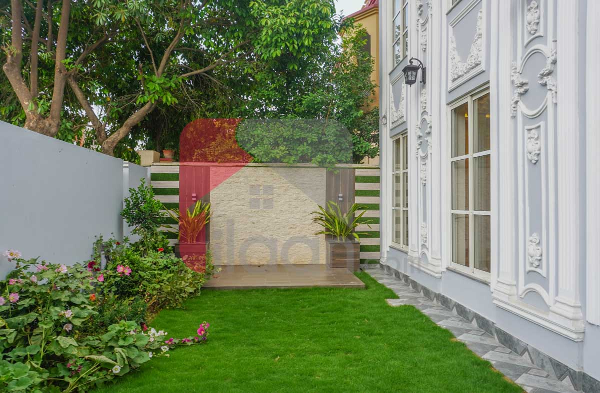 1 Kanal 4 Marla House for Sale in Block A1, Valencia Housing Society, Lahore