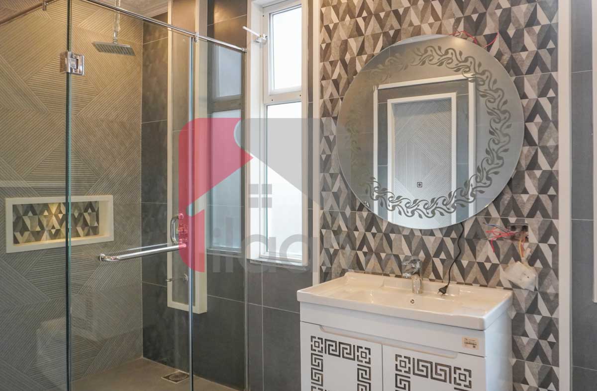 1 Kanal 4 Marla House for Sale in Block A1, Valencia Housing Society, Lahore