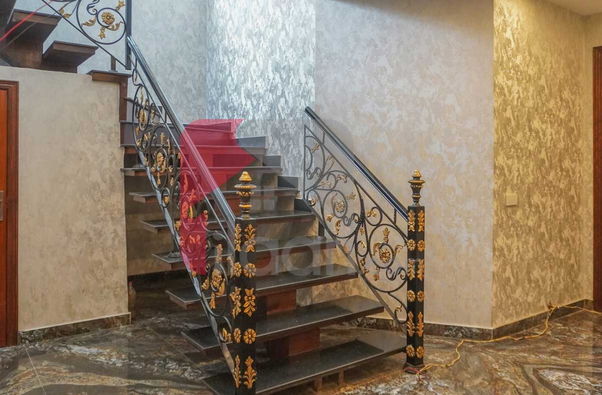 1 Kanal 4 Marla House for Sale in Block A1, Valencia Housing Society, Lahore