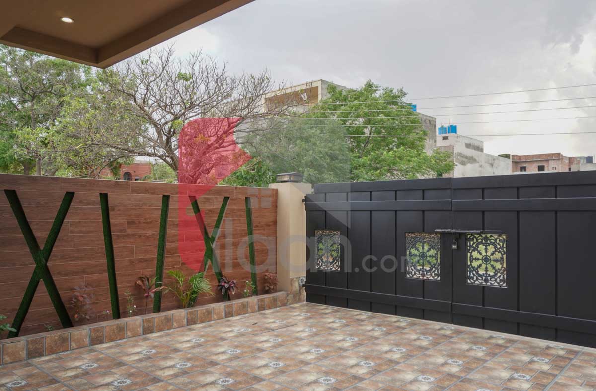 1 Kanal House for Sale in Block E1, Phase 1, Wapda Town, Lahore