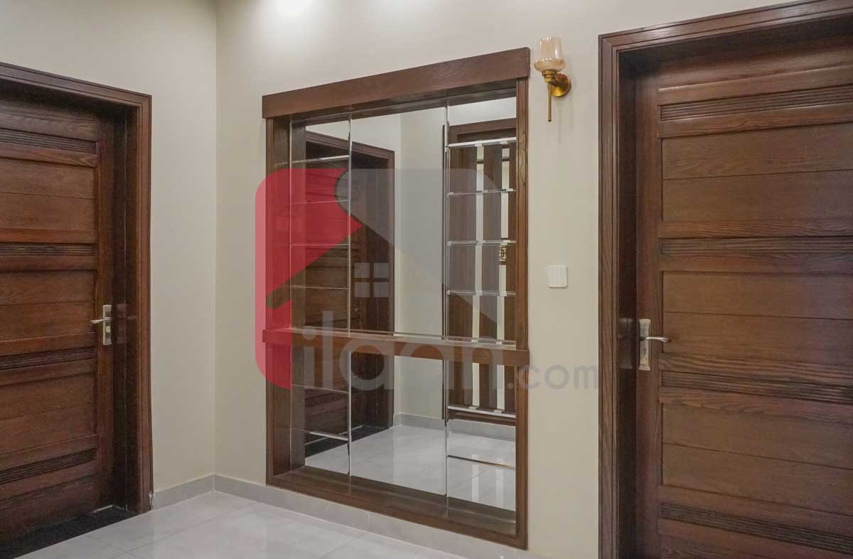 1 Kanal House for Sale in Block E1, Phase 1, Wapda Town, Lahore