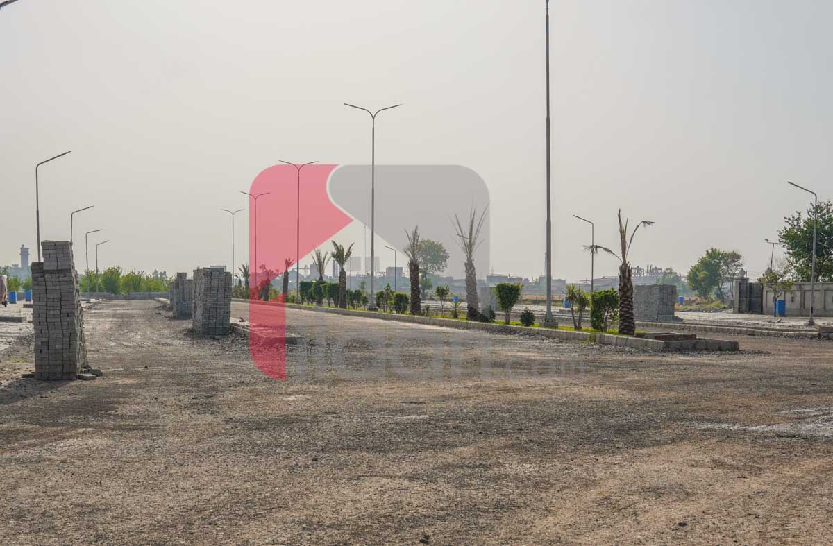 5 Marla Plot for Sale in The Oasis Block, Al Kabir Orchard, Lahore