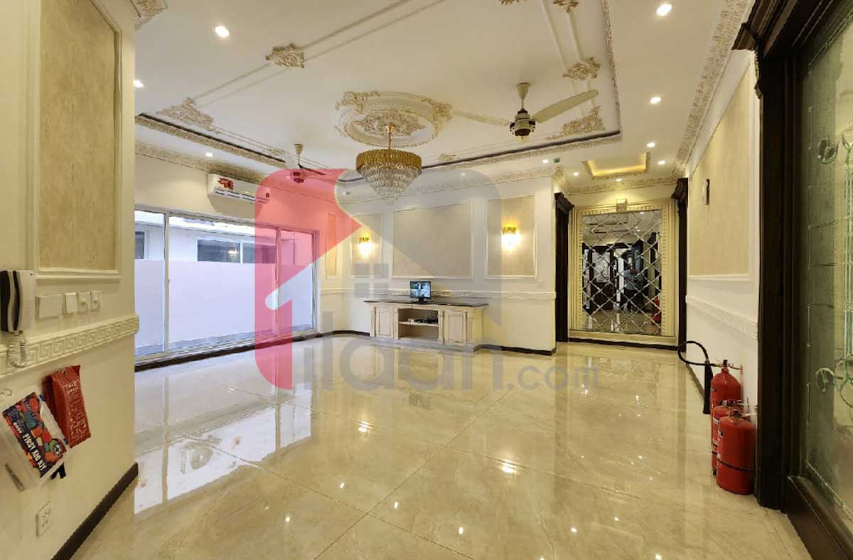 1 Kanal House for Sale in Block B, Phase 5, DHA Lahore