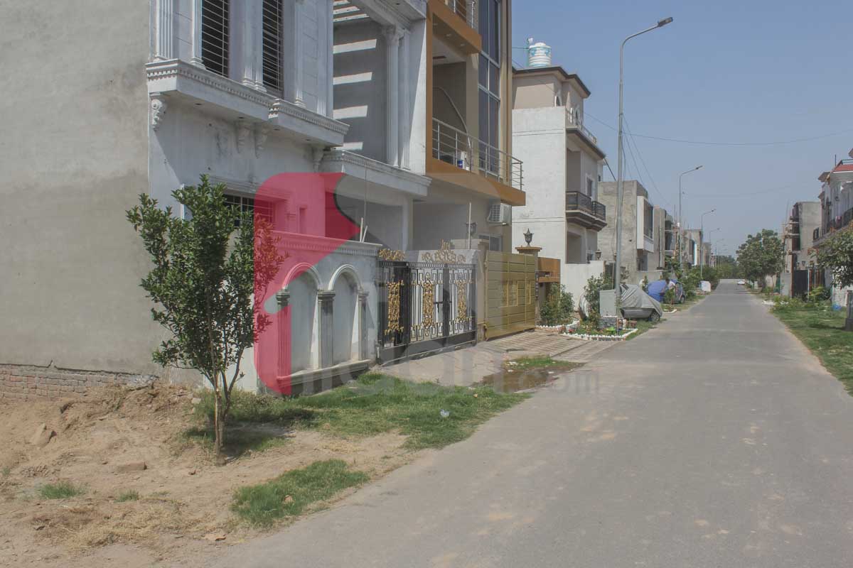 5 Marla Plot for Sale in Park View City, Lahore
