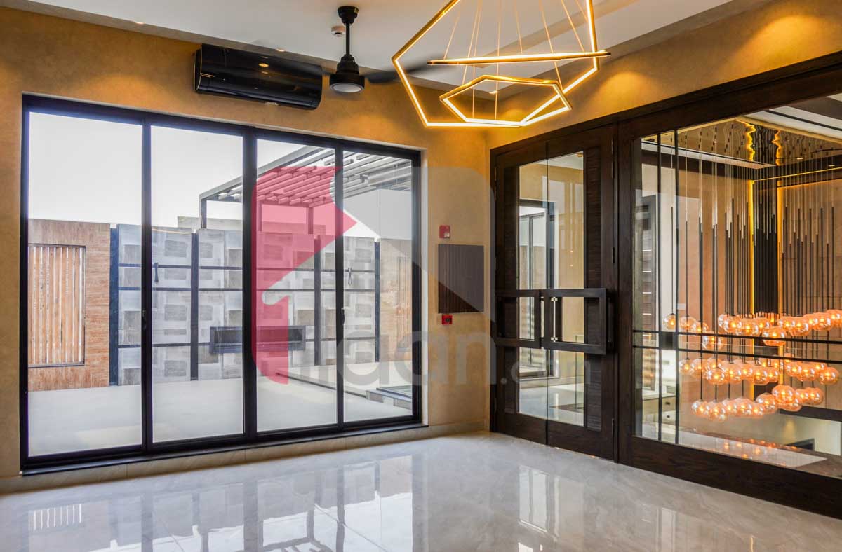 1 Kanal House for Sale in Block T, Phase 7, DHA Lahore