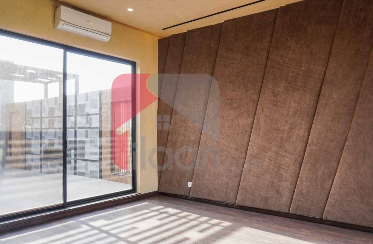 1 Kanal House for Sale in Block T, Phase 7, DHA Lahore