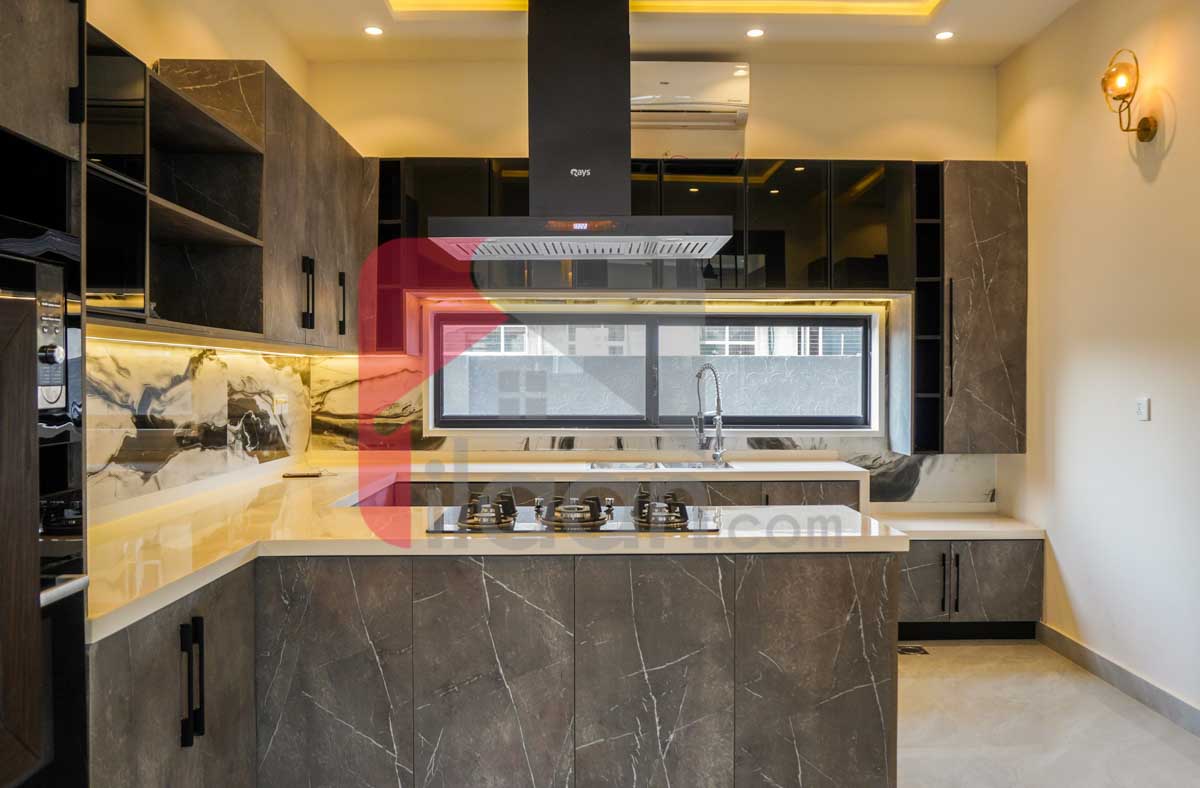 1 Kanal House for Sale in Block T, Phase 7, DHA Lahore