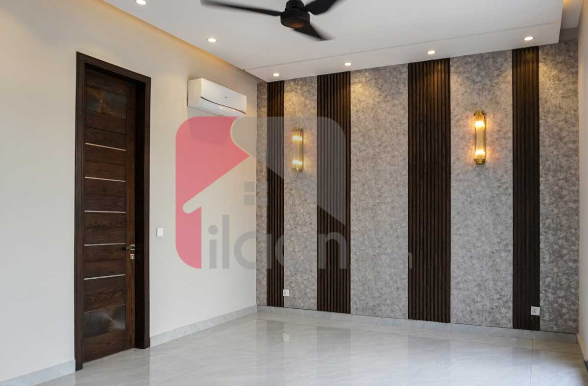 1 Kanal House for Sale in Block T, Phase 7, DHA Lahore