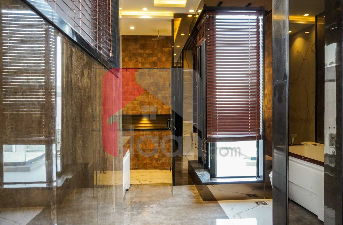 1 Kanal House for Sale in Block T, Phase 7, DHA Lahore