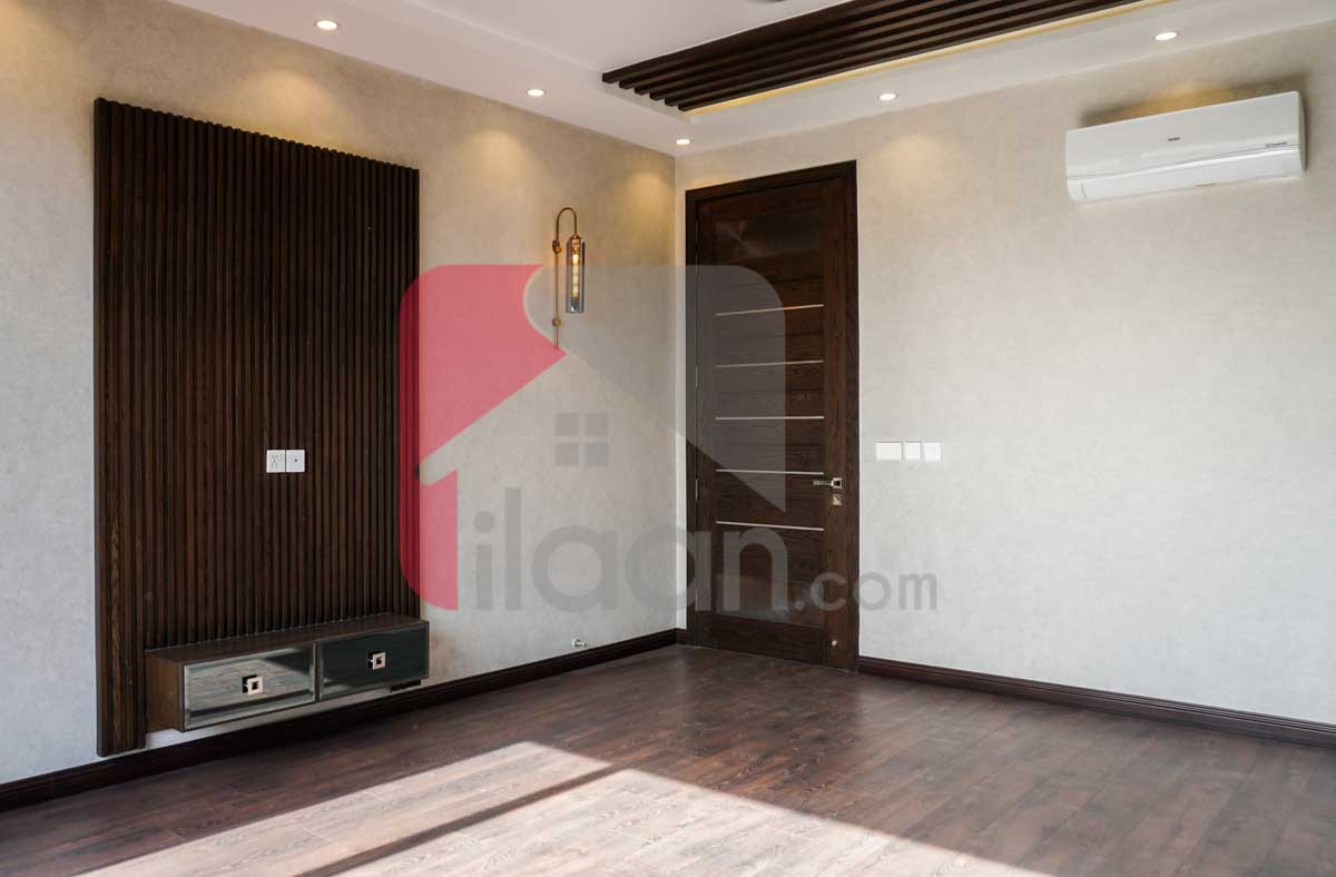 1 Kanal House for Sale in Block T, Phase 7, DHA Lahore