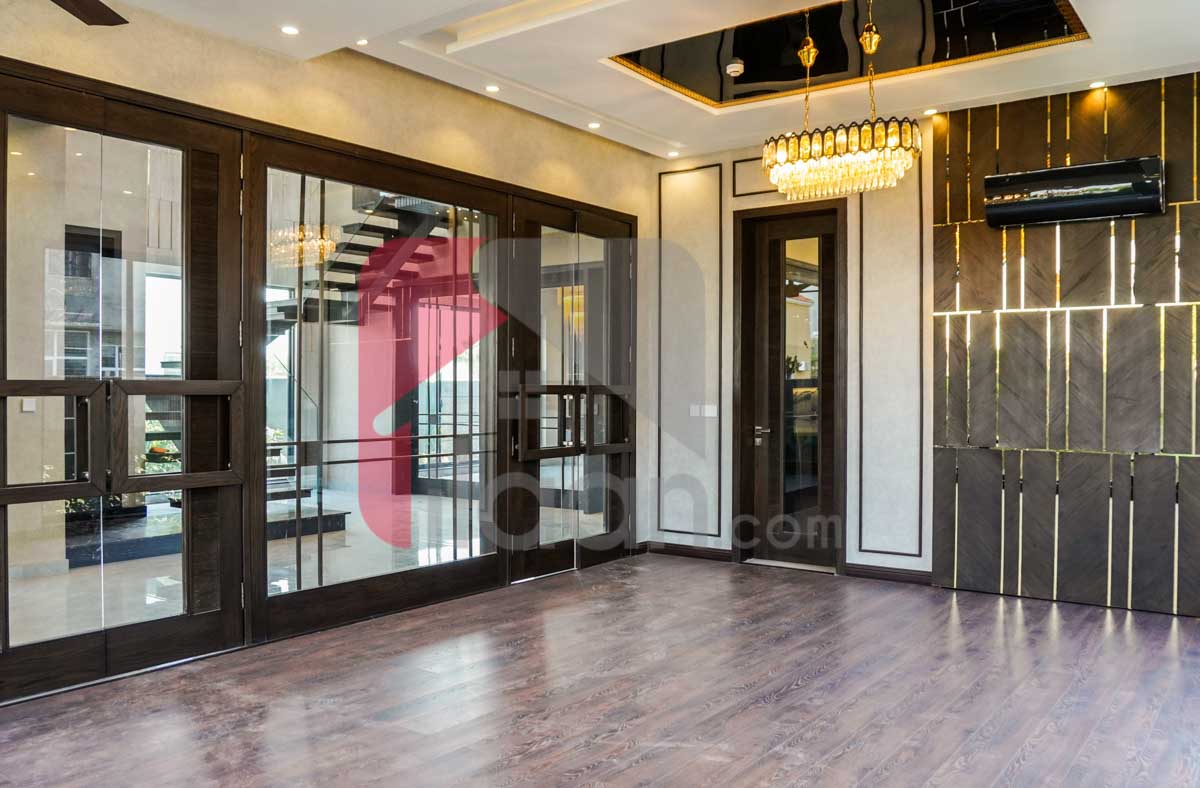 1 Kanal House for Sale in Block T, Phase 7, DHA Lahore