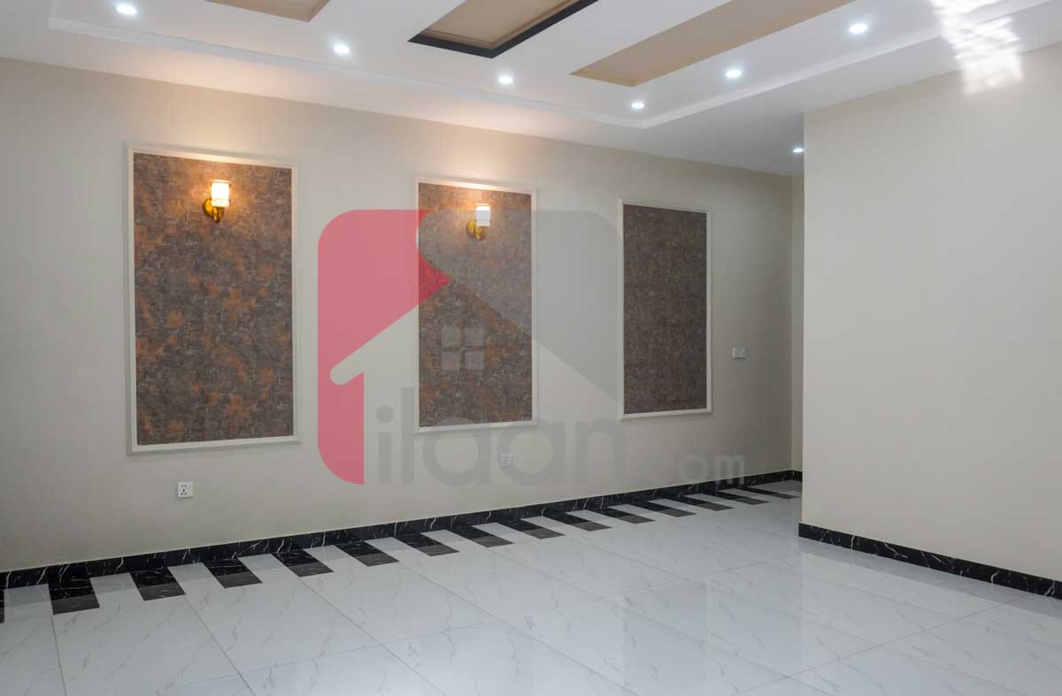 10 Marla House for Sale in Block H, Architects Engineers Housing Society, Lahore