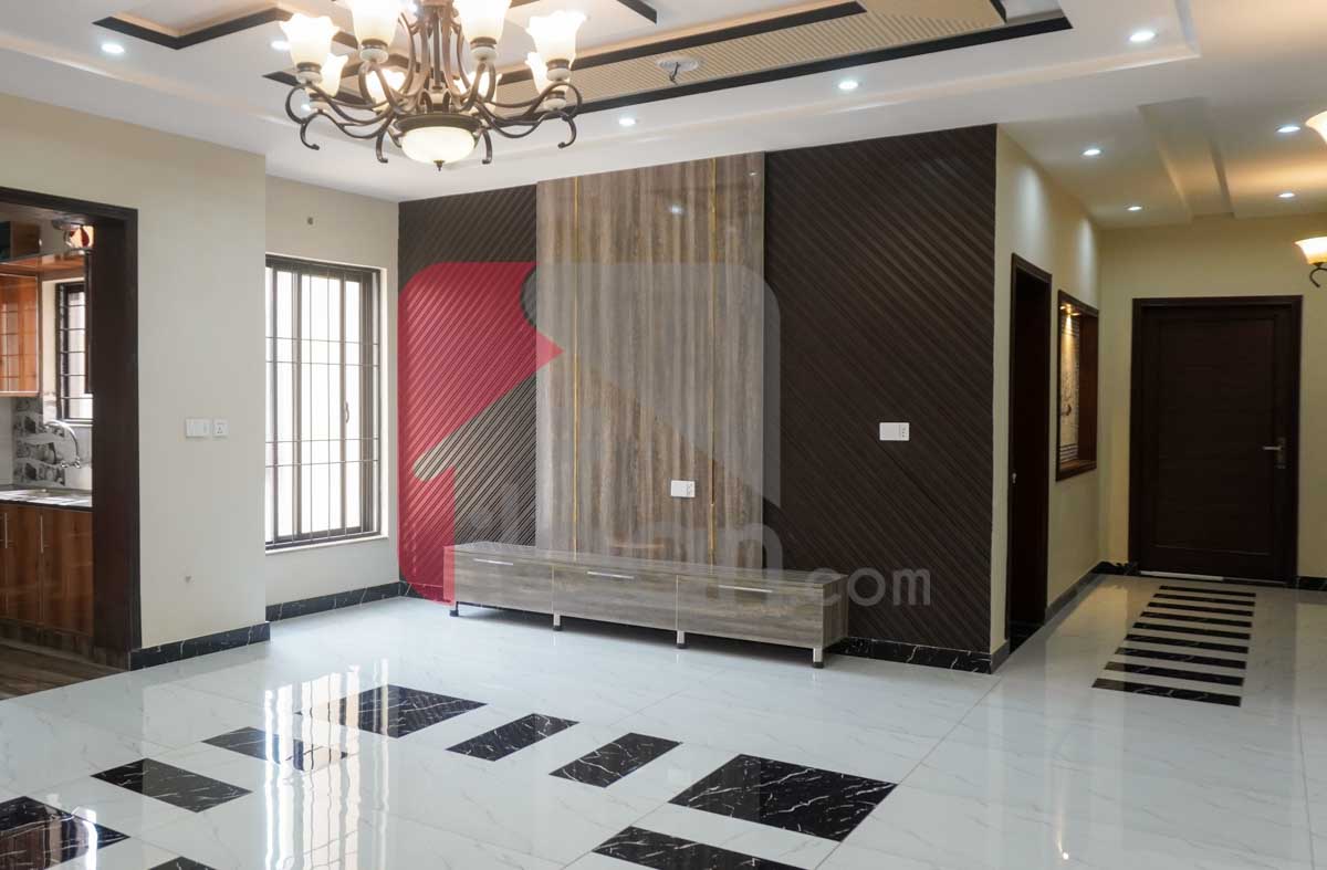 10 Marla House for Sale in Block H, Architects Engineers Housing Society, Lahore