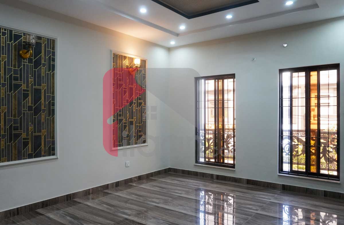 10 Marla House for Sale in Block H, Architects Engineers Housing Society, Lahore