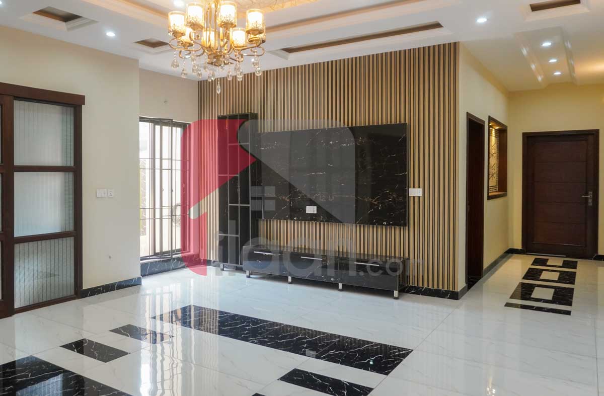 10 Marla House for Sale in Block H, Architects Engineers Housing Society, Lahore