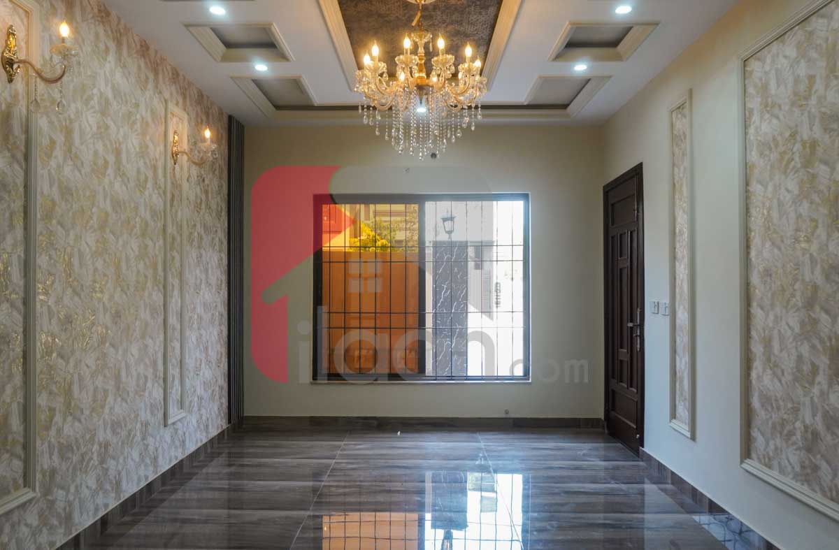 10 Marla House for Sale in Block H, Architects Engineers Housing Society, Lahore