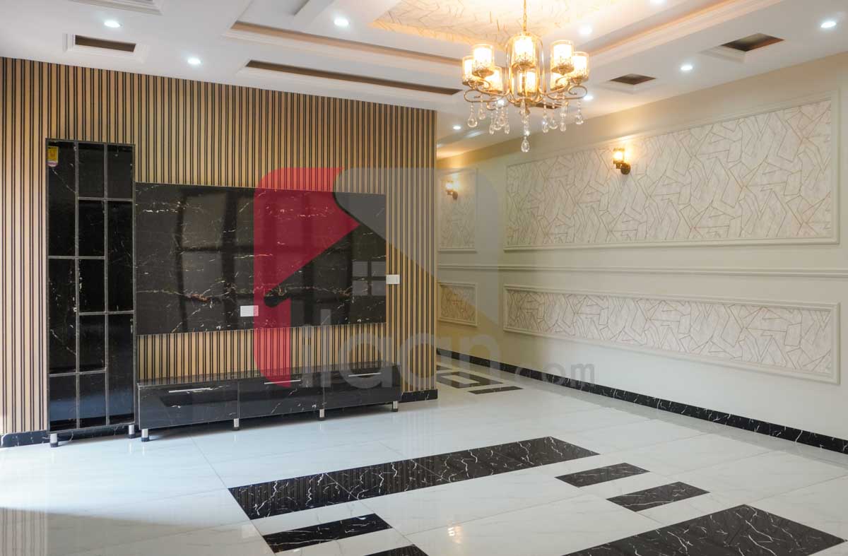 10 Marla House for Sale in Block H, Architects Engineers Housing Society, Lahore
