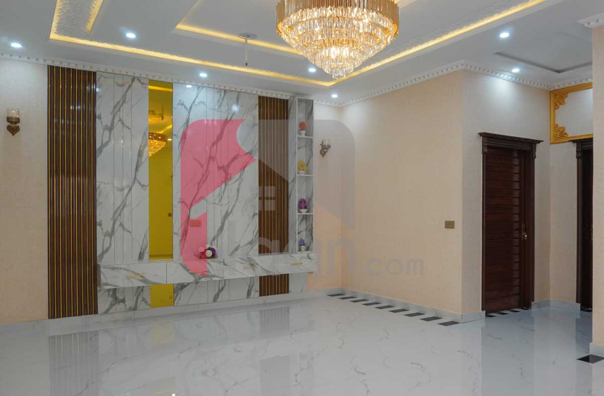 12 Marla House for Sale in Block H3, Phase 2, Johar Town, Lahore