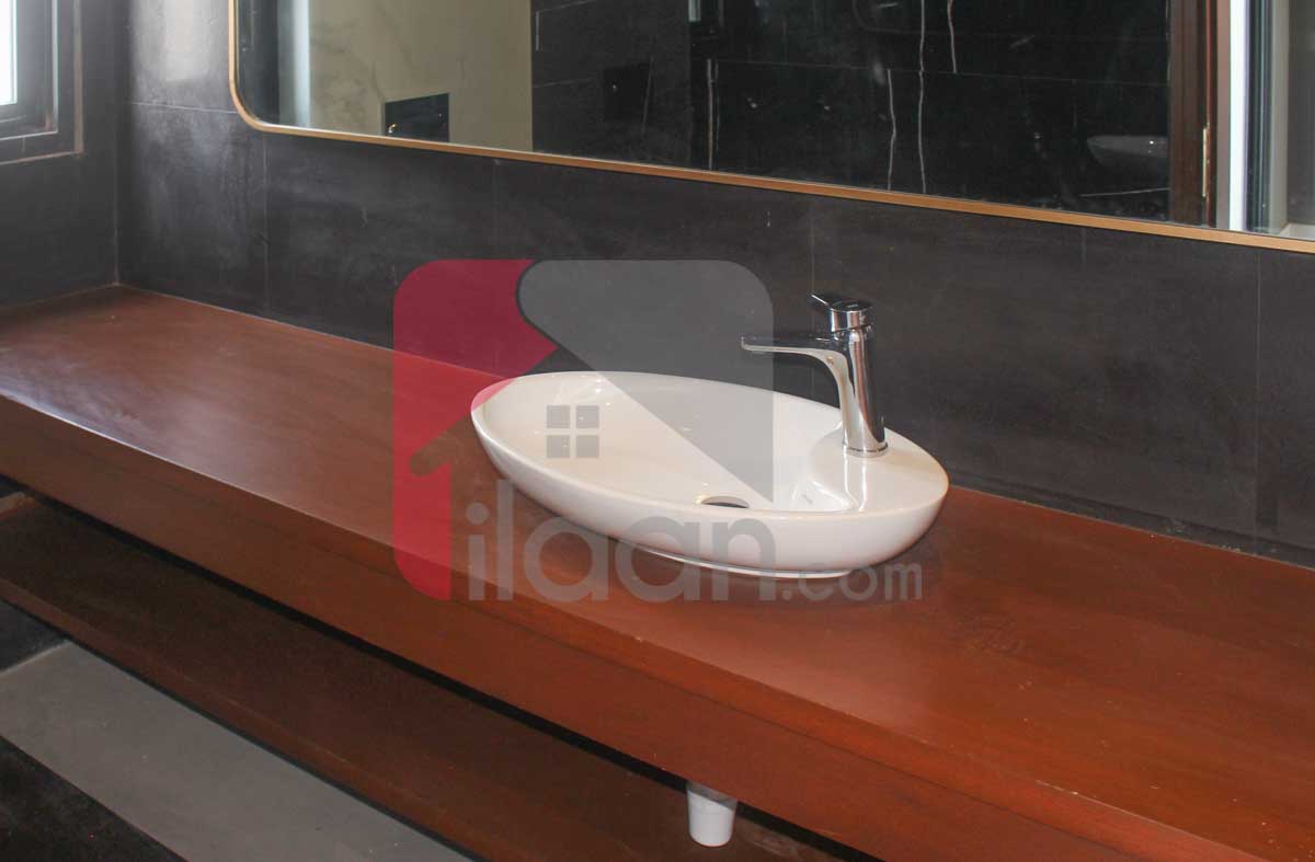 2000 Sq.yd Bungalow for Sale in Phase 8, DHA Karachi