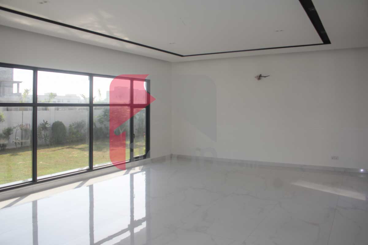 2000 Sq.yd Bungalow for Sale in Phase 8, DHA Karachi