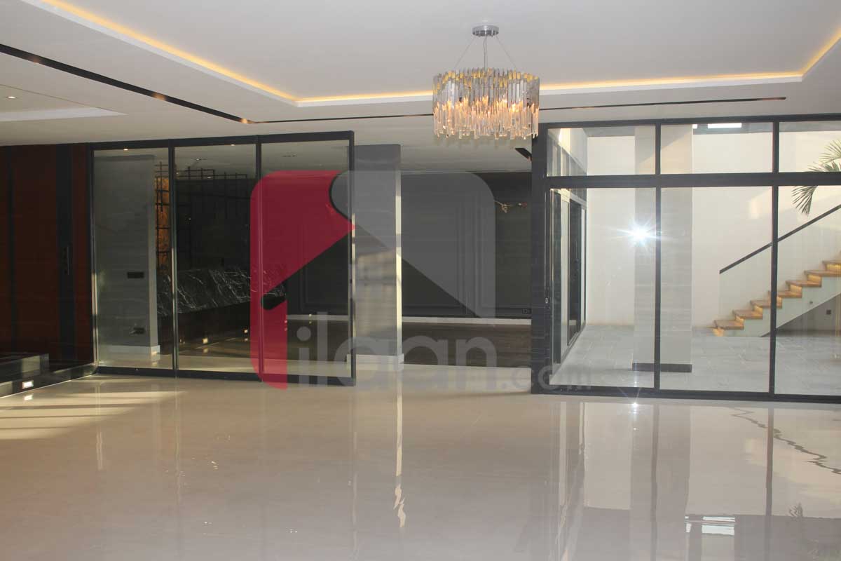2000 Sq.yd Bungalow for Sale in Phase 8, DHA Karachi