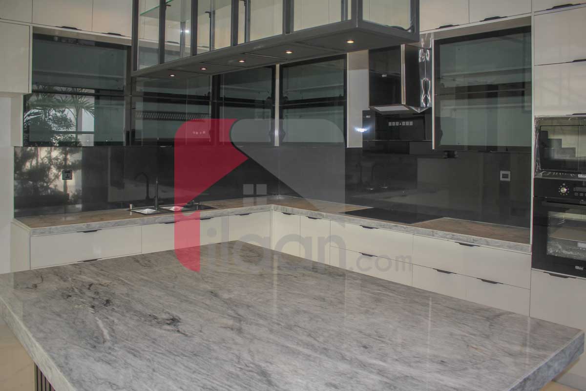 2000 Sq.yd Bungalow for Sale in Phase 8, DHA Karachi