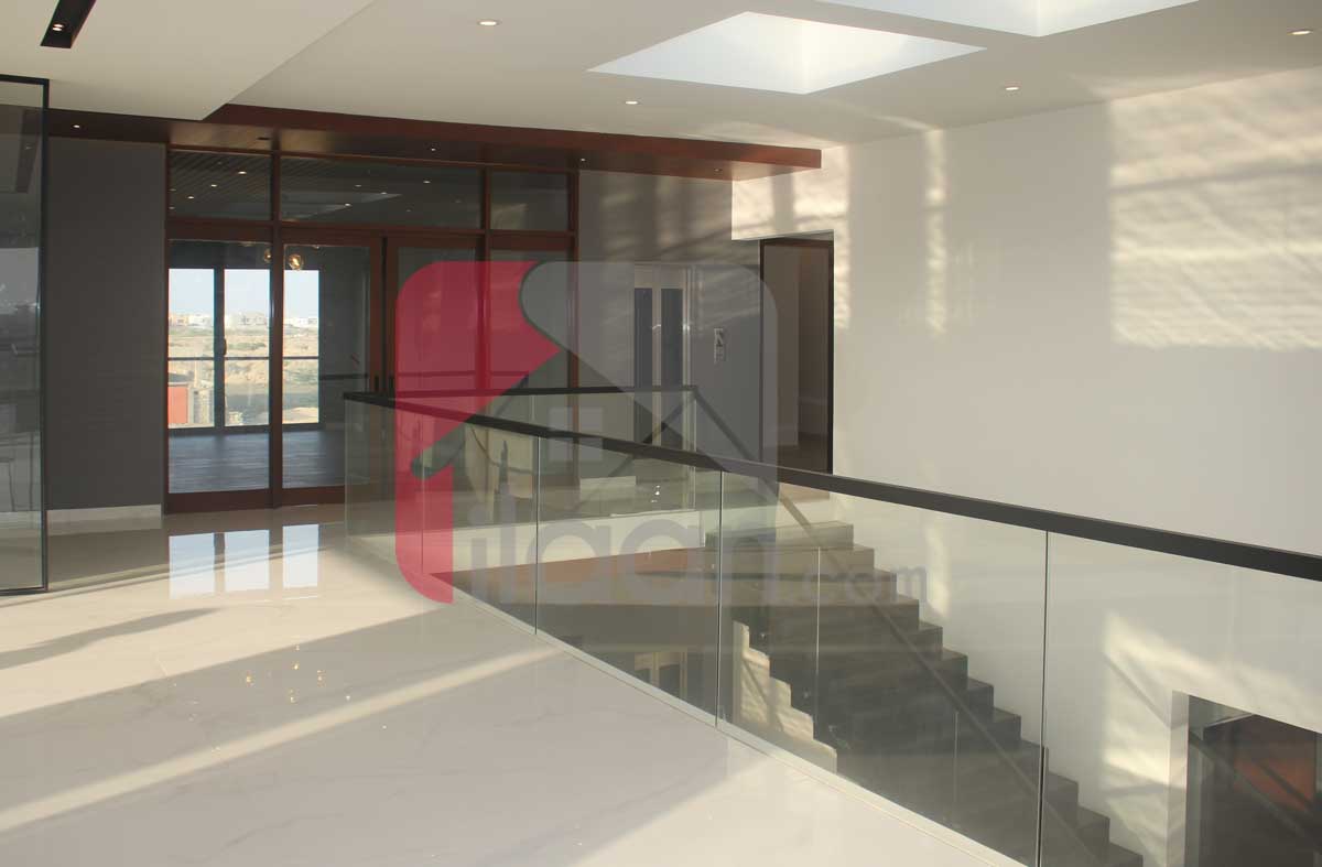 2000 Sq.yd Bungalow for Sale in Phase 8, DHA Karachi