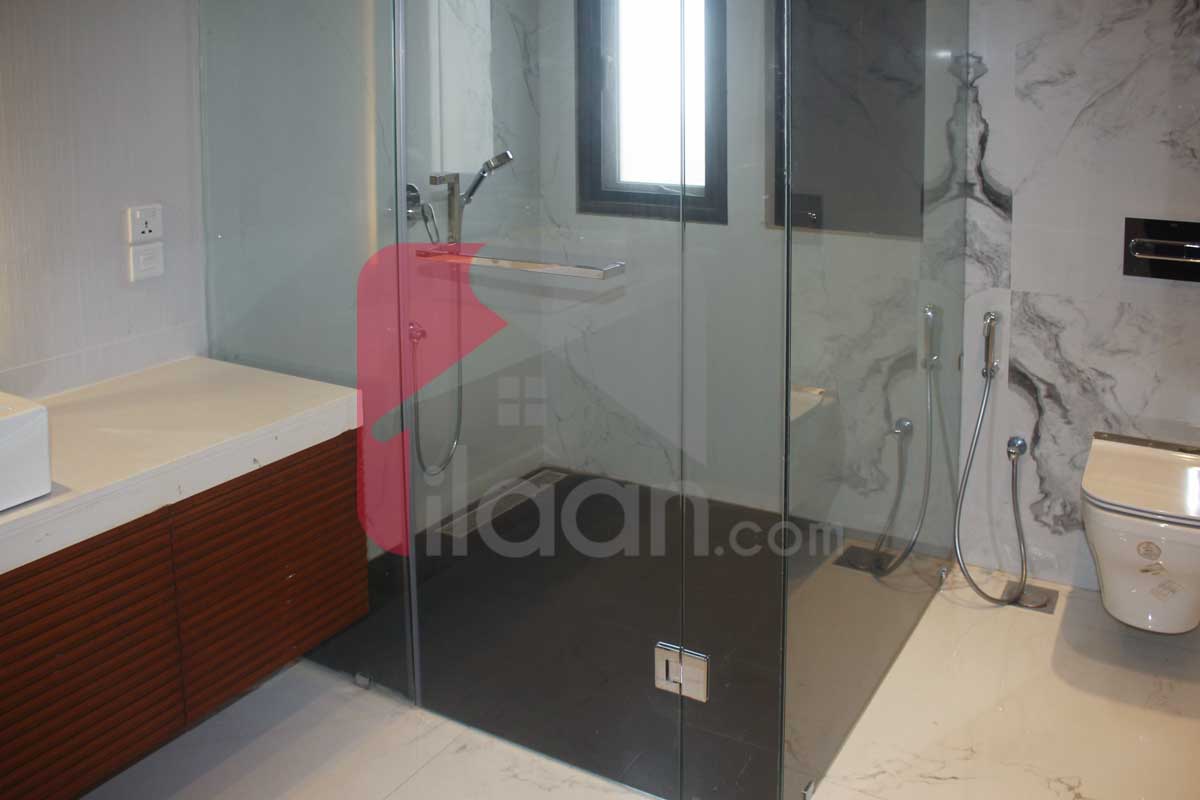 2000 Sq.yd Bungalow for Sale in Phase 8, DHA Karachi