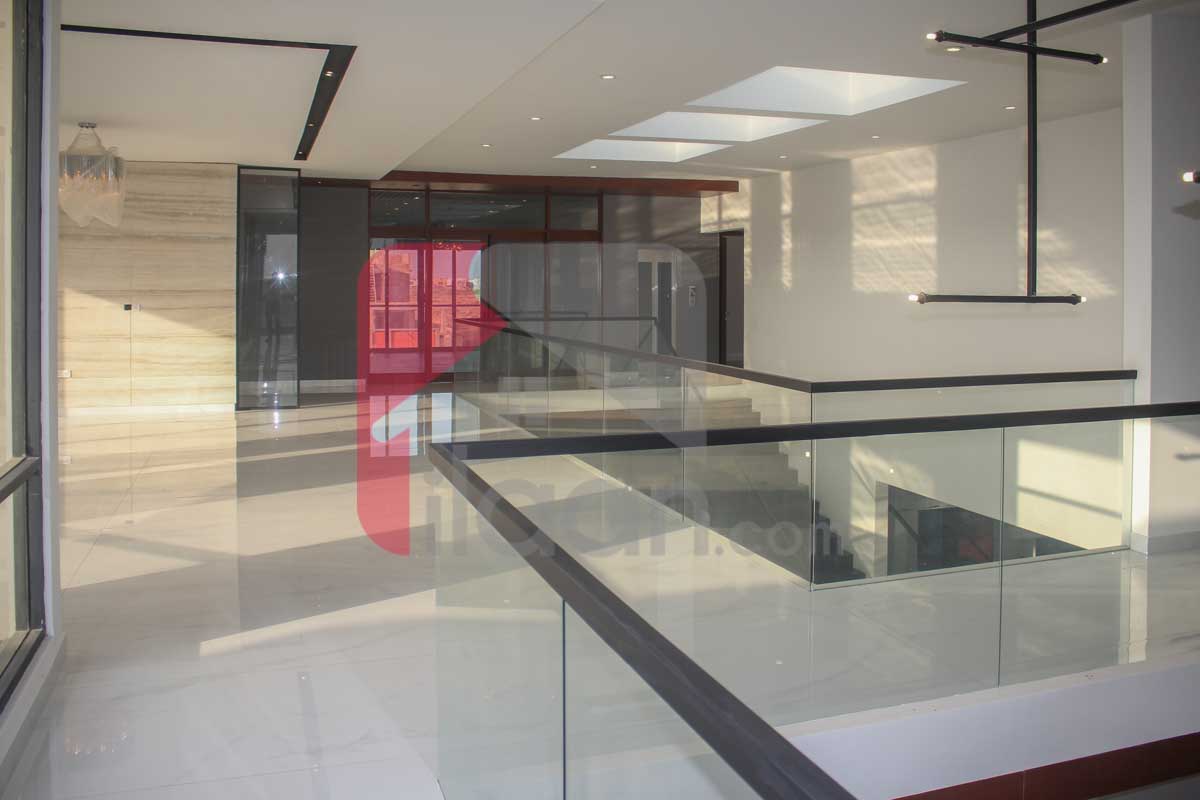 2000 Sq.yd Bungalow for Sale in Phase 8, DHA Karachi