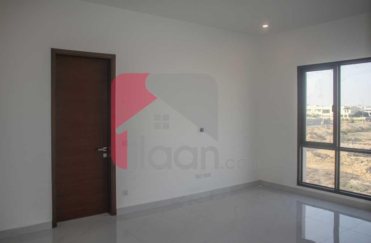 2000 Sq.yd Bungalow for Sale in Phase 8, DHA Karachi