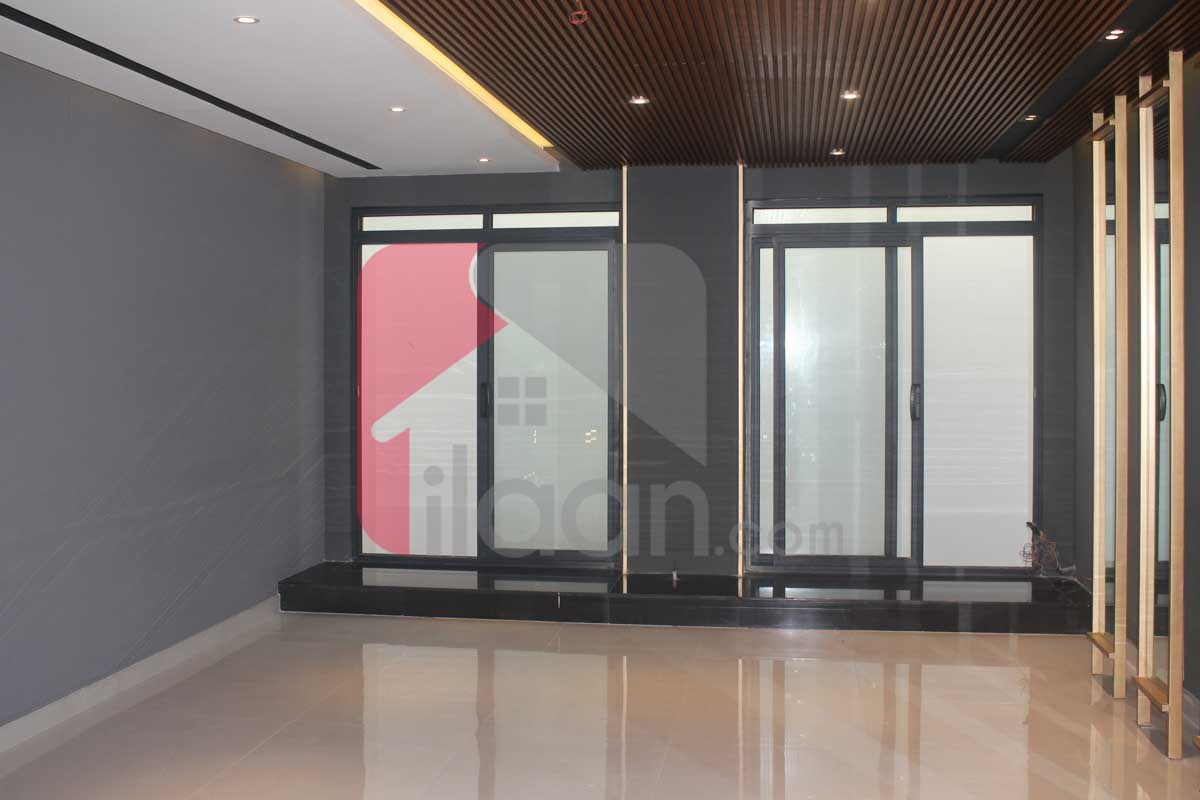 2000 Sq.yd Bungalow for Sale in Phase 8, DHA Karachi
