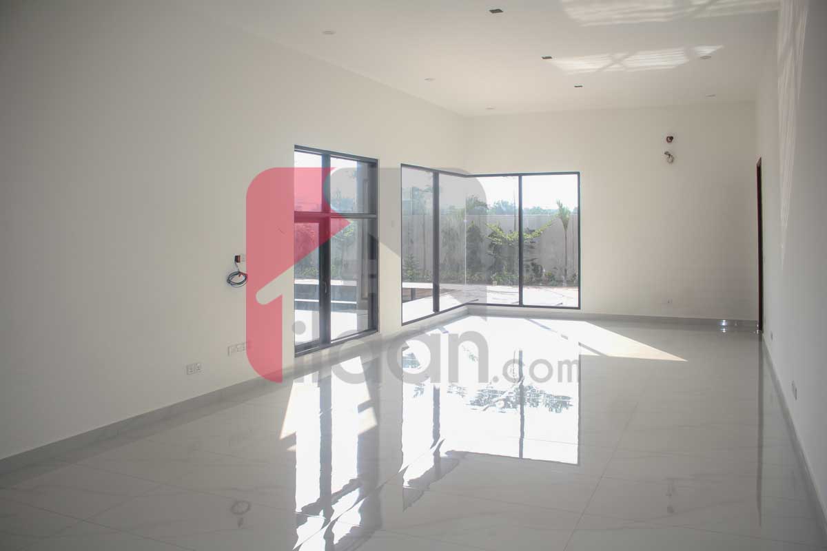 2000 Sq.yd Bungalow for Sale in Phase 8, DHA Karachi