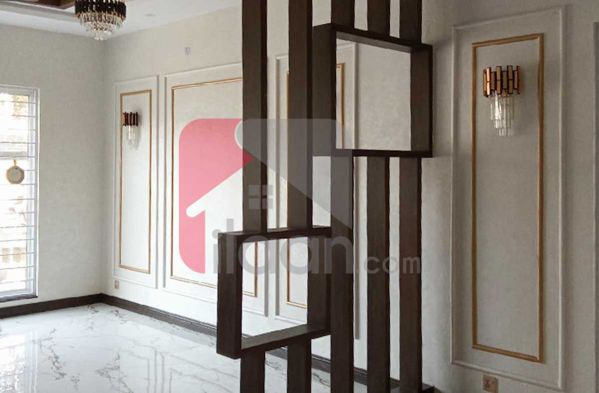 1 Kanal House for Sale in Block X, Phase 3, DHA Lahore