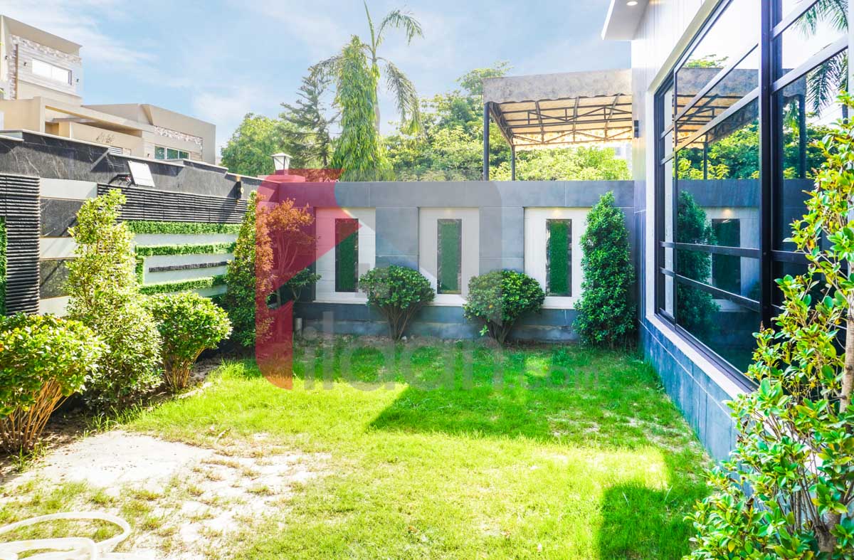1 Kanal House for Sale in Block E, Valencia Housing Society, Lahore (Furnished)