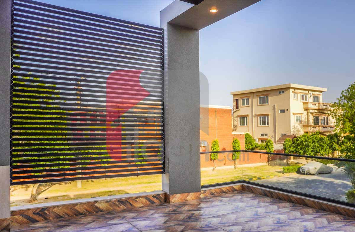 1 Kanal House for Sale in Block E, Valencia Housing Society, Lahore (Furnished)