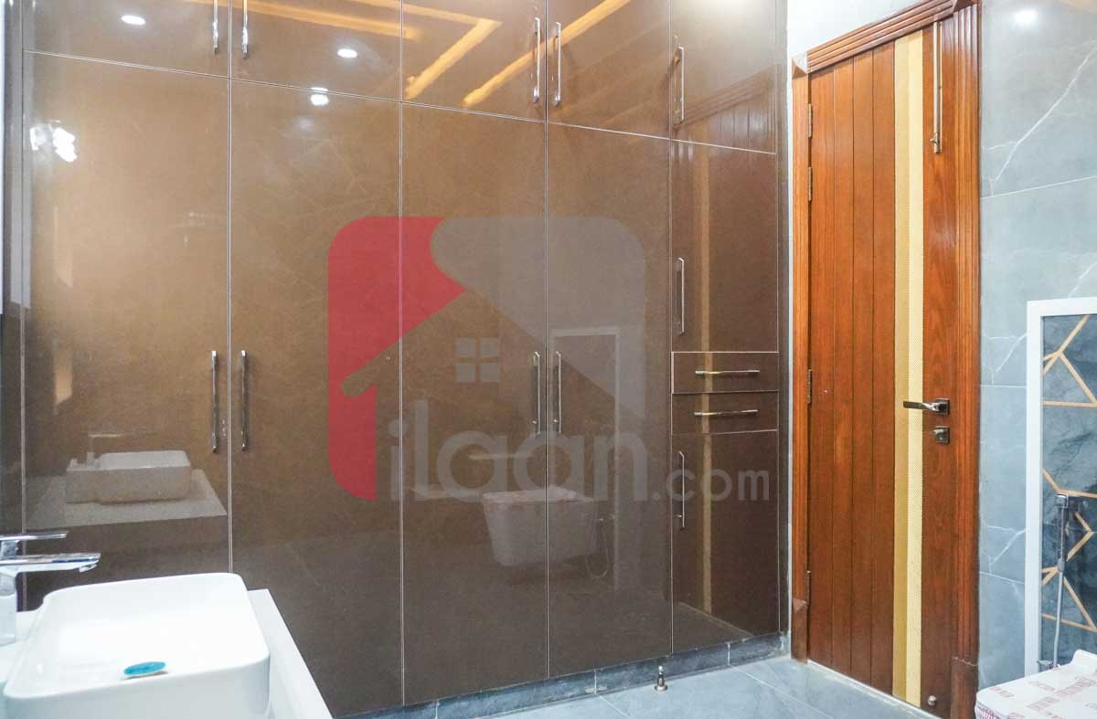1 Kanal House for Sale in Block E, Valencia Housing Society, Lahore (Furnished)