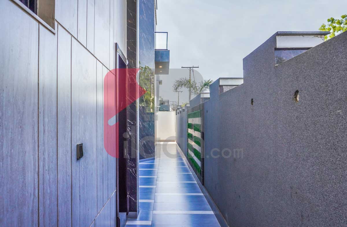 1 Kanal House for Sale in Block E, Valencia Housing Society, Lahore (Furnished)