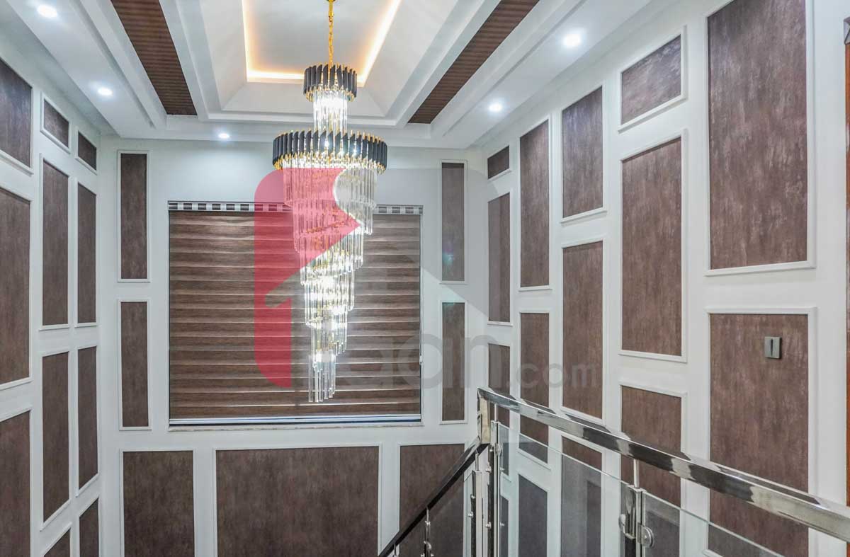 1 Kanal House for Sale in Block E, Valencia Housing Society, Lahore (Furnished)